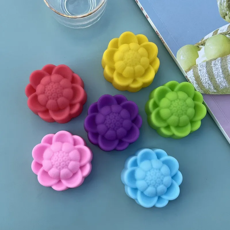 20Pcs 5cm New Lotus Cake Mold Cupcake Cup Heat Resistant Nonstick Silicone Soap Chocolate Pudding Molds Kitchen Tools Bakeware