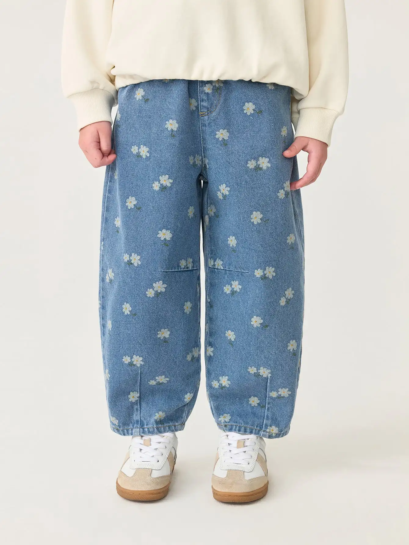 

MARC & JANIE Toddler Girl Sweet Fresh Floral Print Denim Carrot Pants Jeans 551526