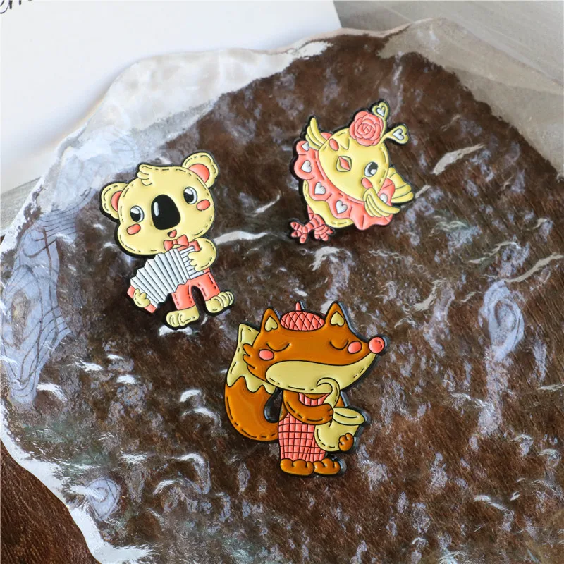 Cartoon Accordion Bear Enamel Brooch Cute Saxophone Fox Dancing Chick Alloy Badge Men Women Collar Pins Bag Jewelry Gifts