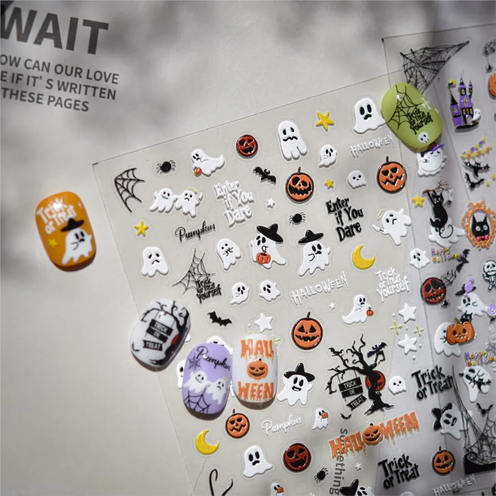 5D geprägter Kürbis Geist Nail Art Aufkleber Halloween Spinnennetz Fledermaus selbstklebender Nagelaufkleber Happy Halloween Nail Art Sliders Aufkleber