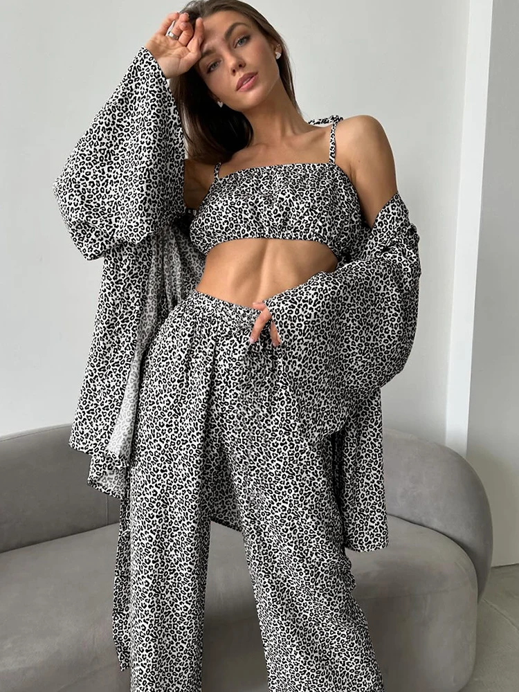 

Linad Fashion Pajamas For Women 3 Piece Sets Print Long Sleeve Sleepwear Female Spaghetti Strap Crop Top Casual Trouser Suits