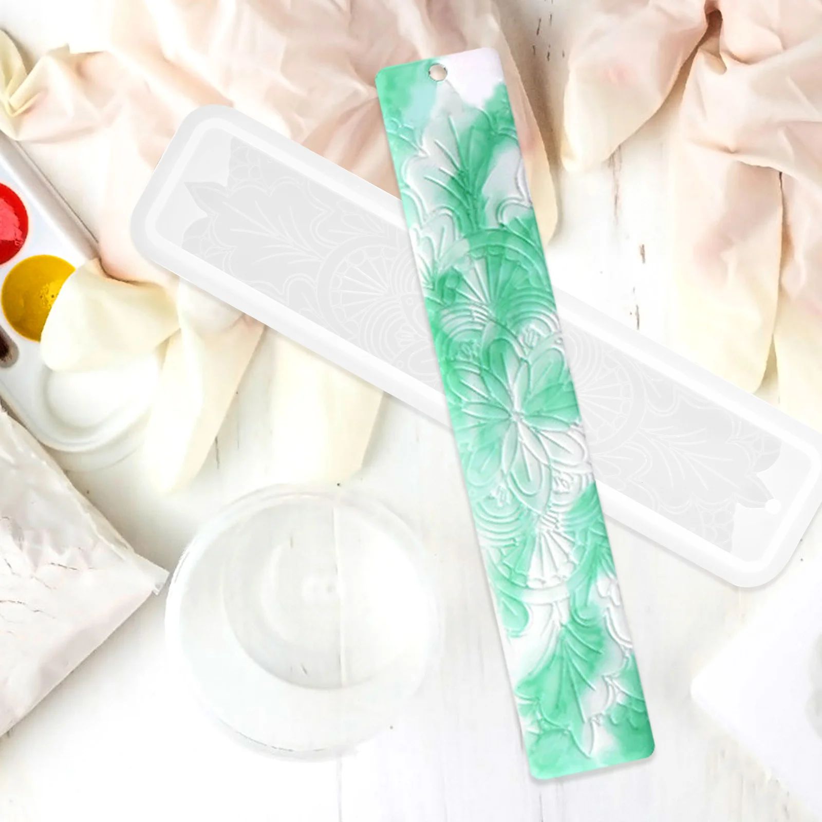 

2Pcs Silicone Bookmark Mold Rectangle DIY Epoxy Resin Mold for Handmade Bookmark Crafting Epoxy Resin Molds DIY Silicone Molds