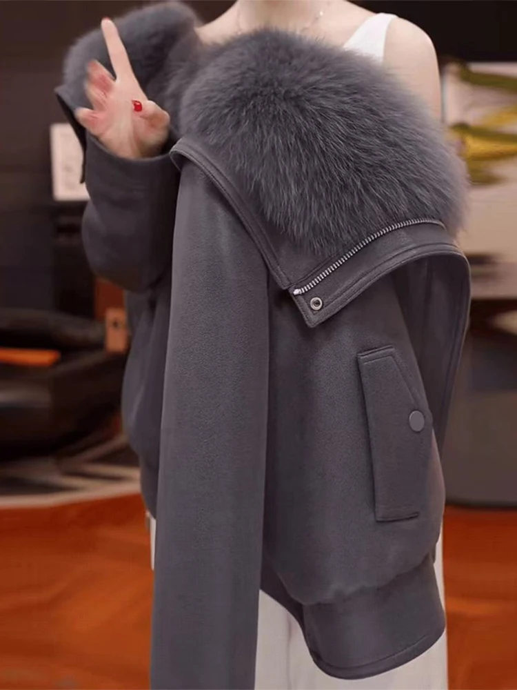 

Женское утепленное хлопковое пальто с длинными рукавами, большим меховым воротником и дизайнерскими вставками, зимняя теплая верхняя одежда для повседневной носки