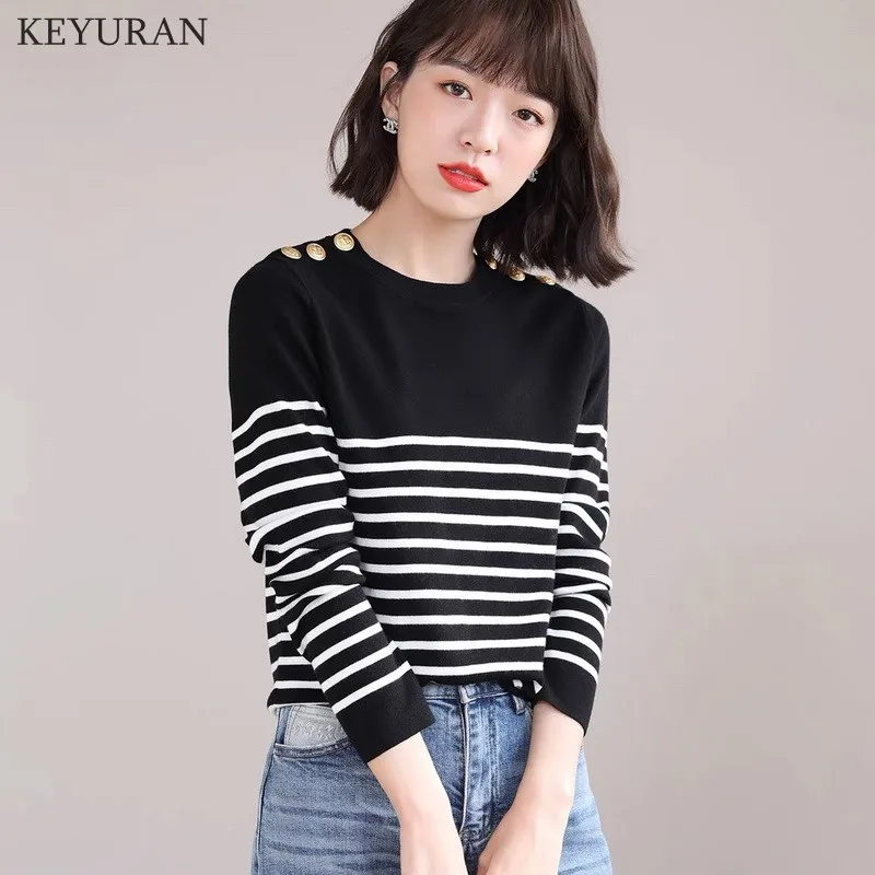 

Shoulder Buckle Striped Base Knitted Sweater Women Long Sleeve Loose Round Neck Knitwear Top Casual Jumpers Female 2021 Autumn