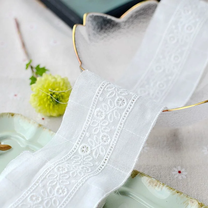 4.3CM/5.5CM Wide White Cotton Cloth Floral Embroidered Lace Fabric Fringe Ribbon Edge Trim Dress Collar DIY Sewing Guipure Decor