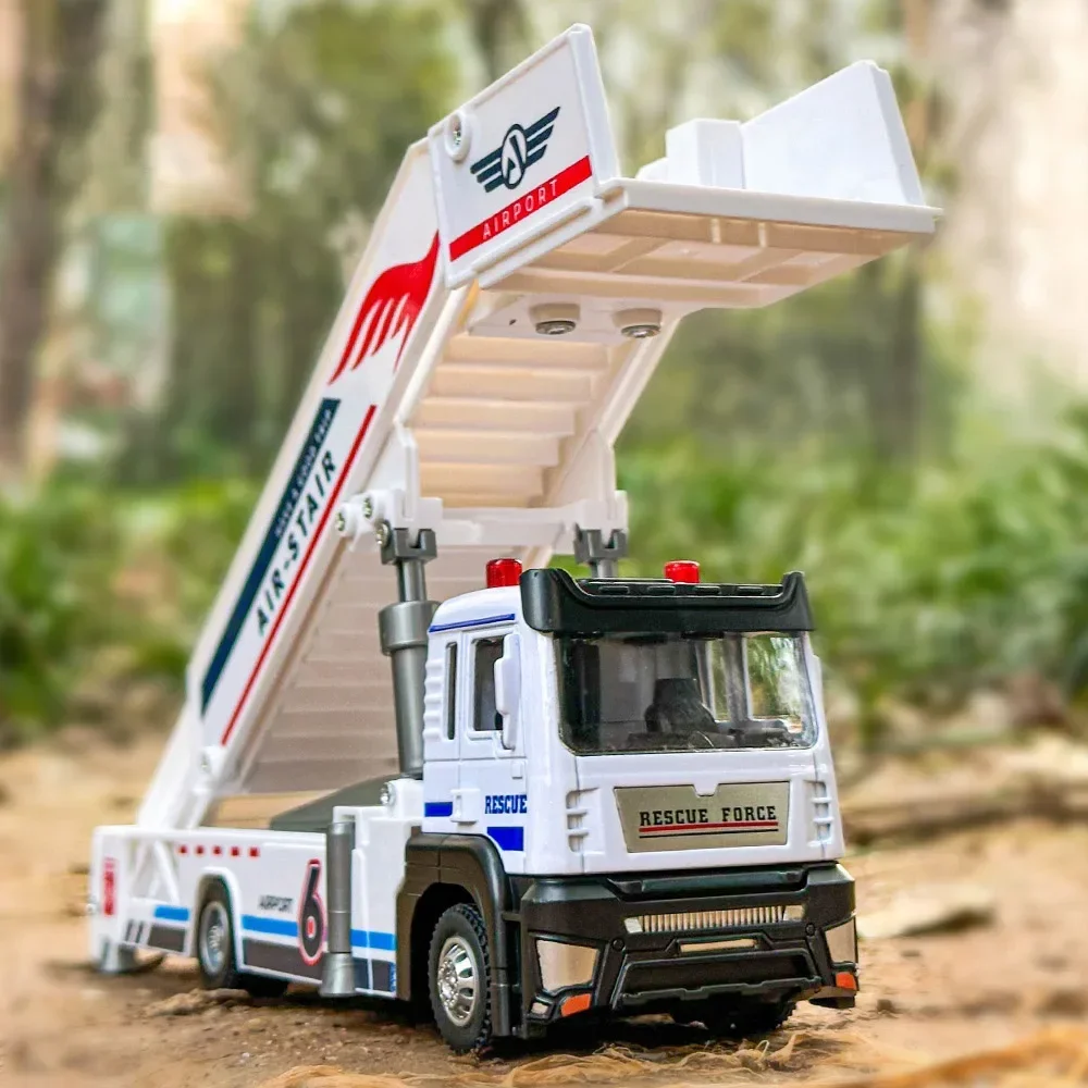 

Модель грузовика из сплава 1/32, литой под давлением прицеп для посадки, грузовик с легким движущимся машиной, трактор, игрушки для мальчиков, детский подарок