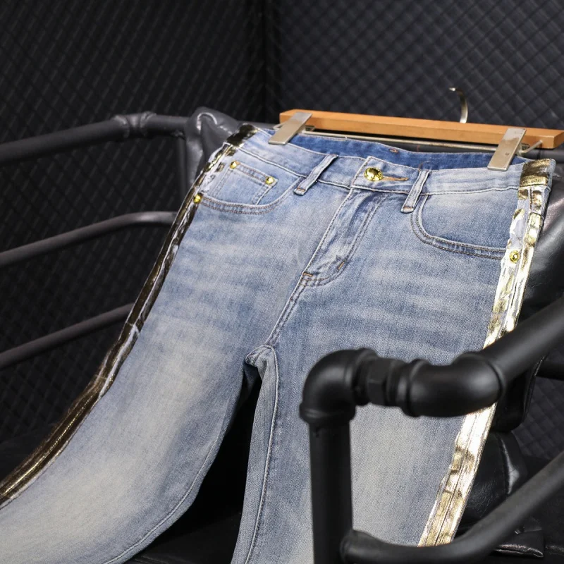 2024new fashion bronzing striped design jeans men's light luxury trend all-matching slim fit stretch high-end skinny pants