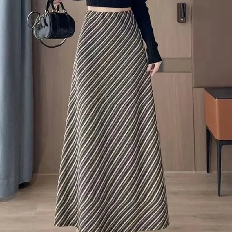 

Retro Style High-waist Slim Skirt Autumn New Long Skirt Striped Long Style