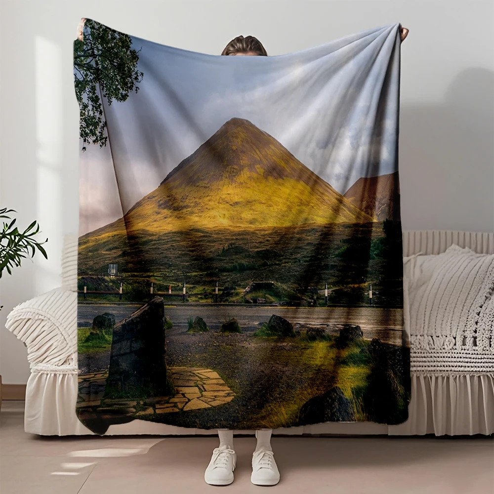 

Custom Flannel Blanket Golden Mountain At Sunset Ethnic Tribal Bedspread Comforter Wrinkle-resistant Hypoallergenic Blankets