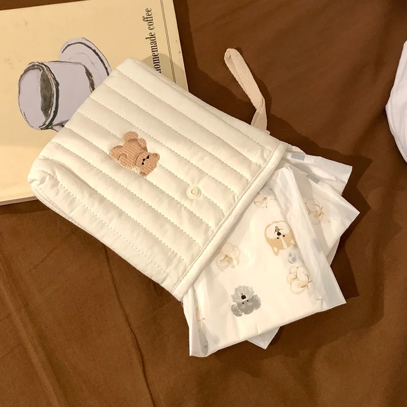 1pc Cute Sanitary Napkin, Aunt's Napkin Storage Bag, Portable Small Mini Student Sanitary Cotton Monthly Event Bag, Storage Bag