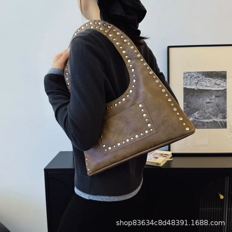 العلامة التجارية برشام ديكور تصميم خمر حقيبة كتف فاسق حقيبة يد القهوة حقيبة تحت الإبط قدرة عالية تصميم فاخر سيدة حمل حقيبة