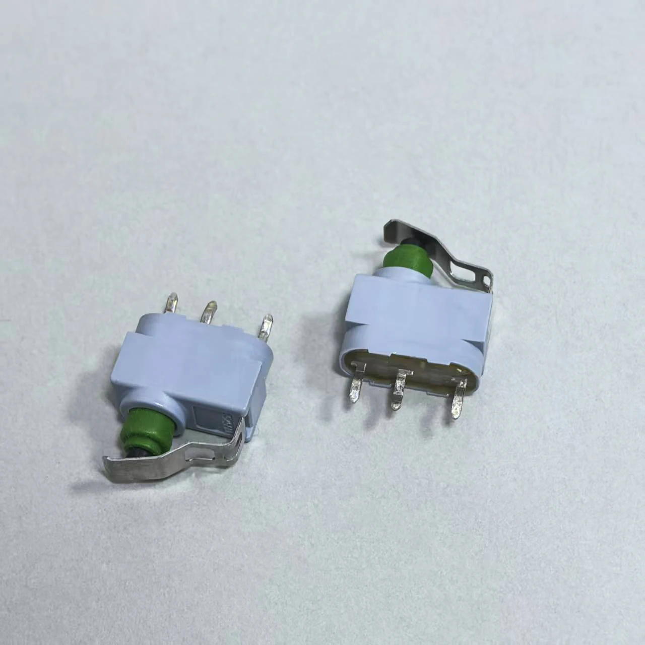 2pcs/LOT 1055/58 1055 58 for Audi J518 Steering Column ECU Lgnition for Marquardt Original Waterproof Micro Switch