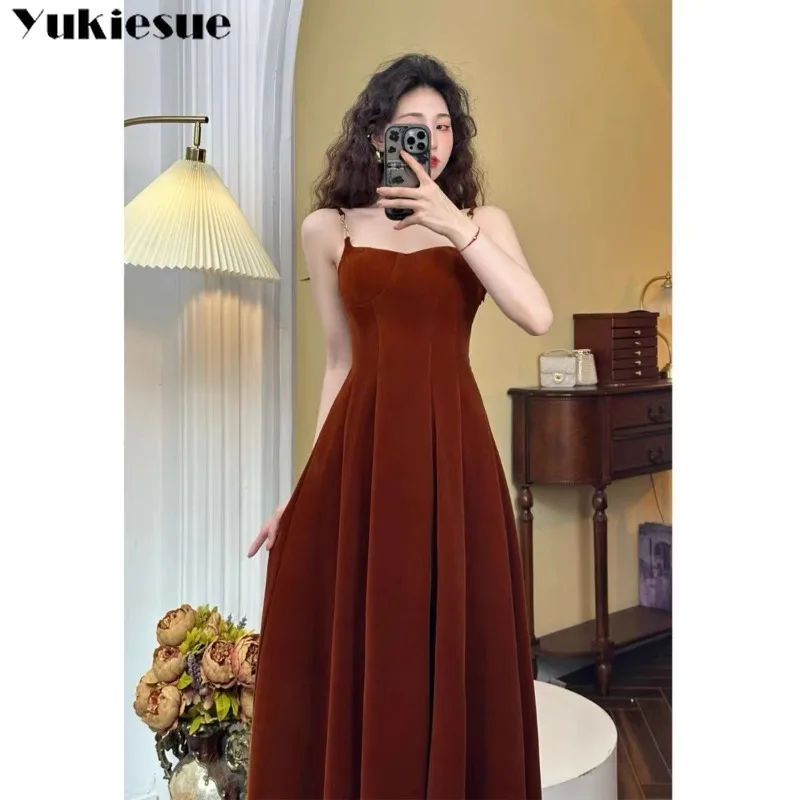 Retro Elegant Dress Slim Midi Solid Spaghetti Strap 2023 New Autumn Winter Dress Elegant Dress for Women Sleeveless French Style