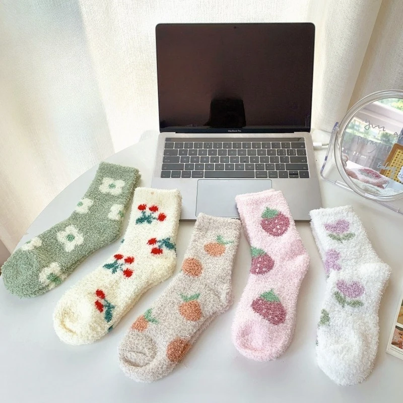 

5 pairs of coral fleece socks for women cartoon cute winter with thick fleece warm simple comfortable casual socks