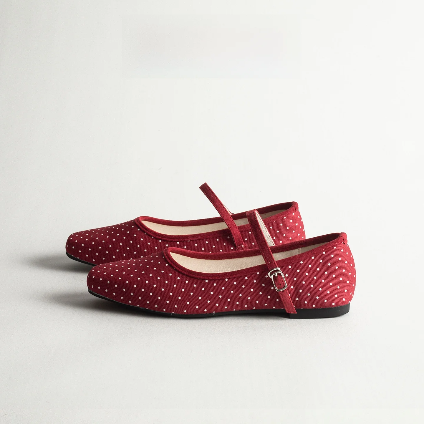 retro-polka-dot-mary-jane-flat-shoes-women's-versatile-casual-skirt-matching-flat-bottom-slip-on-ballet-shoes-breathable-spring