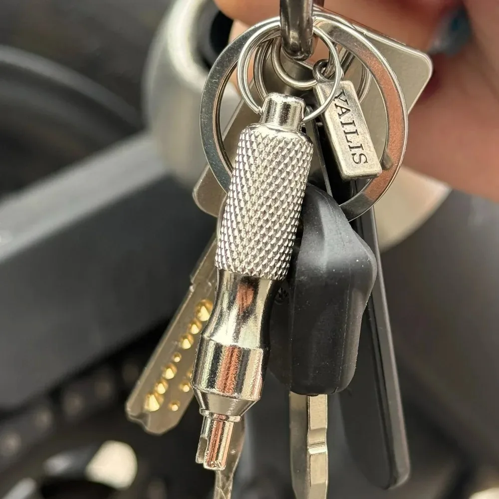 Portable Keychain Valve Core Remover Tool Stainless Steel Key Ring Spanner for Car Motorcycle ATV Bike Tire Repair Universal - view 3