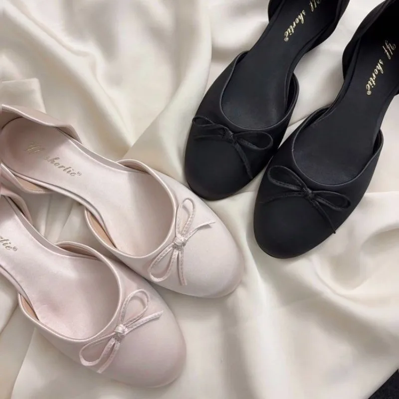 Image of 2026 Neue Modische Mary Jane Schuhe für Damen mit Weicher Sohle, Ausgehöhltem Slip-On-Design, Rutschfest mit Schmetterlingsknoten-Verzierung