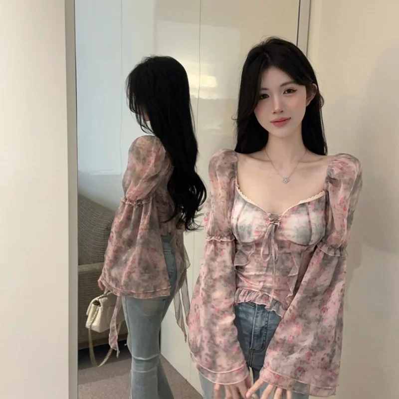 

Floral Print Asymmetrical Hem Chiffon Bell Sleeve Shirt Women's Waist-Cinching Design Trendy Top Korean Style Spring 2026
