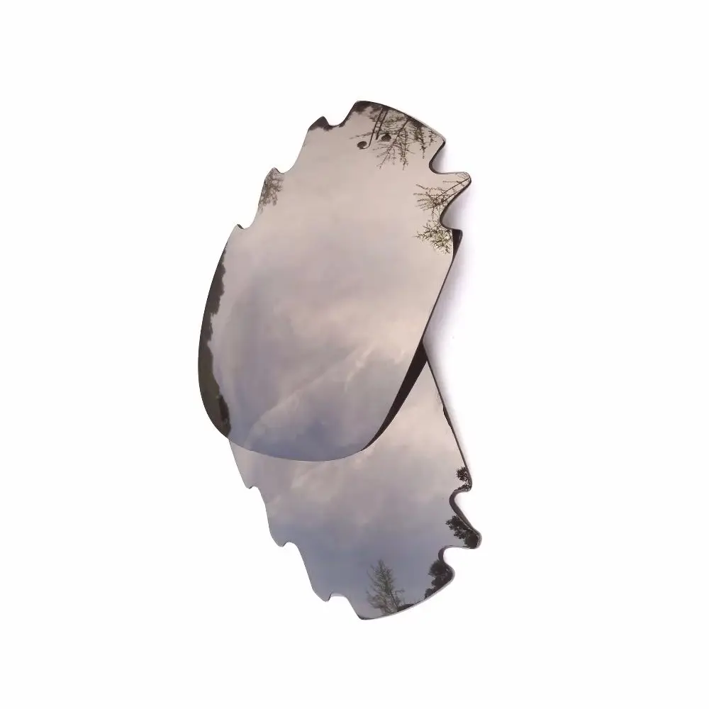 Silver Mirrored Pol…