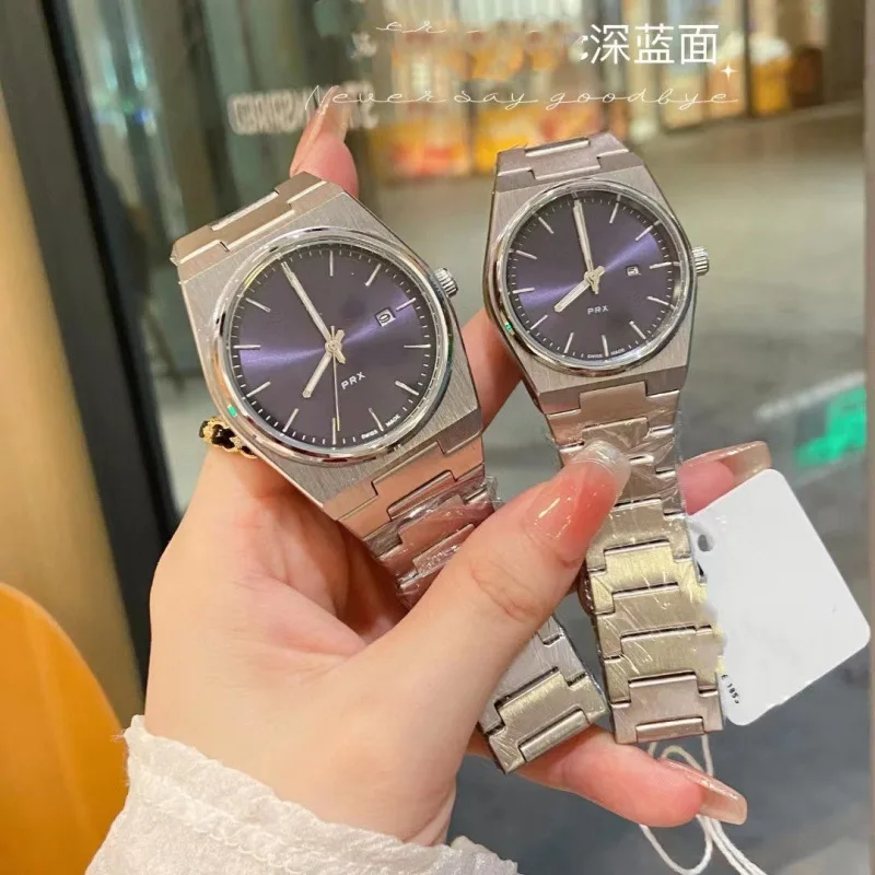 ​ 2025 ساعة كوارتز فاخرة بلون الحلوى للنساء الياقوت كريستال الفولاذ المقاوم للصدأ مقاوم للماء 30 متر ساعة زوجين أنيقة الموضة