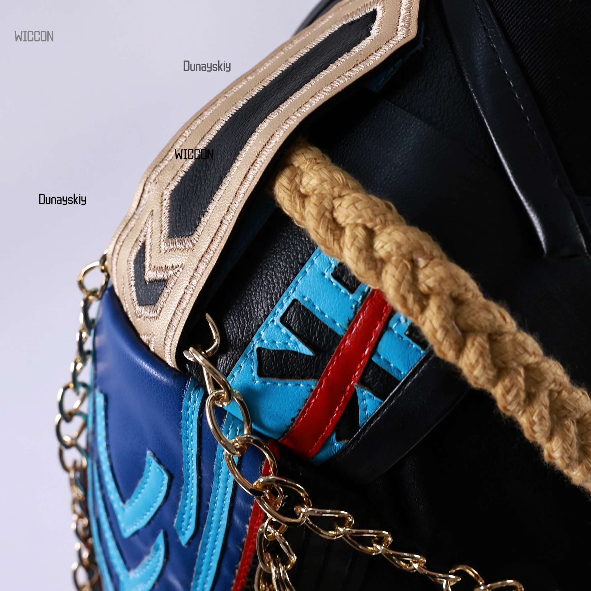 เกมความรักและ Deepspace Xia Yizhou คอสเพลย์เครื่องแต่งกาย Deep Space Fleet Officer อะนิเมะชุดสําหรับชายที่กําหนดเอง