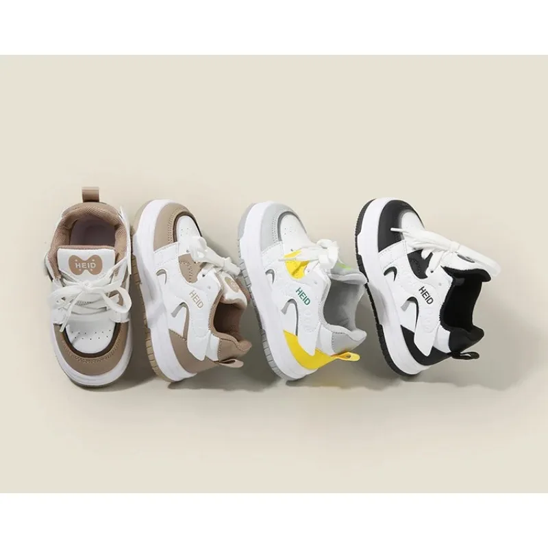 春秋男の子カジュアルボードシューズフロントレースアップハイカット子供用ソフトソールスニーカー女の子軽量通気性ホワイトシューズ