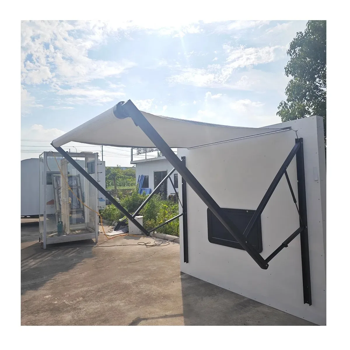 

ATVFactory Price PVC Fabric Retractable Electric Cassestte Sunshade Awning With Switch Control For Heavy Duty Trailer