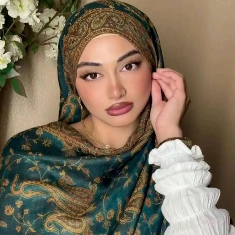 

Muslim Paisley Shawl Golden Thread Embroidery Scarf Women Jacquard Cashew Printed Scarves Female Vintage Tassel Blanket Wraps