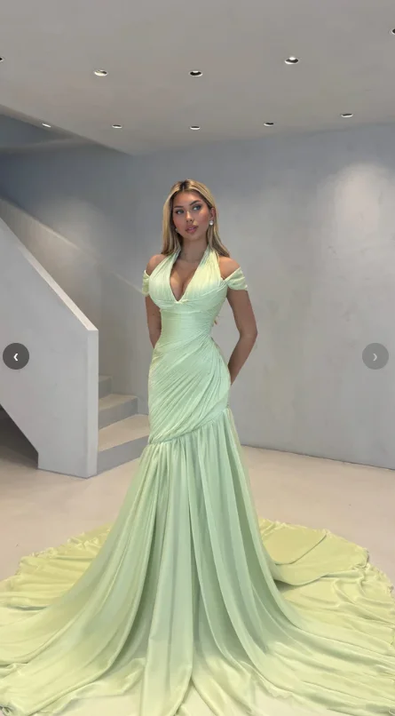 Abito da festa formale sexy menta in chiffon con spalle scoperte scollo a V abito da ballo Dubai abiti da sera lunghi a pieghe sirena
