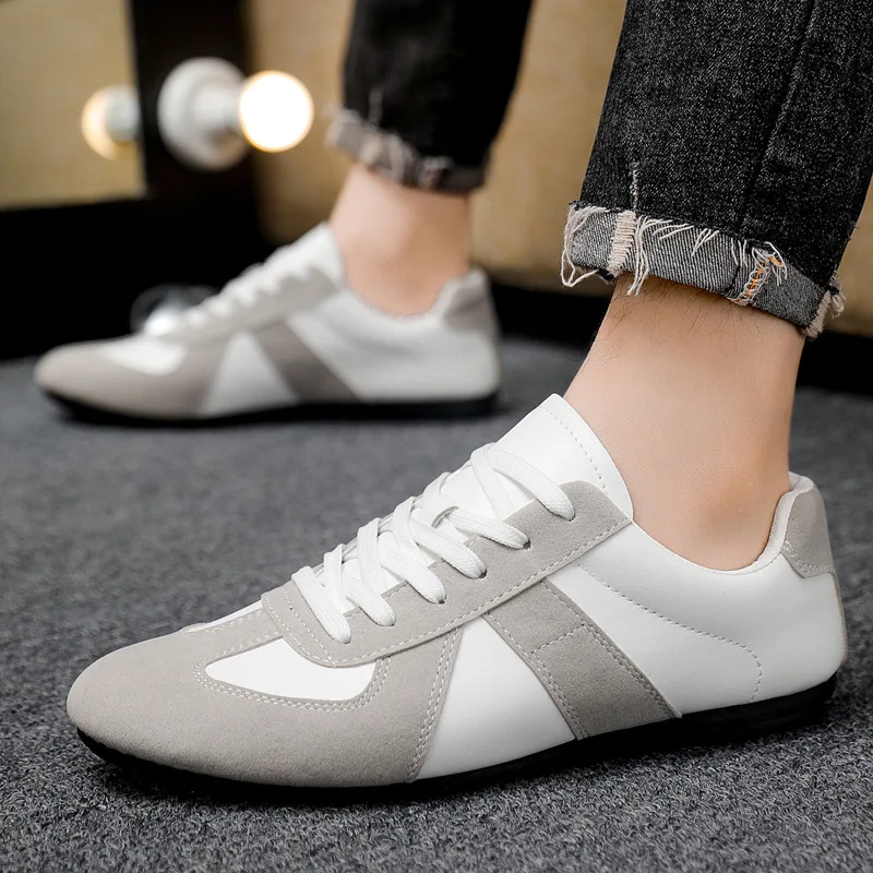 New Spring /Autumn Fashion Men's Single Shoes Anti slip Soft Bottom Student Casual Sports Shoes Board Shoes view 3