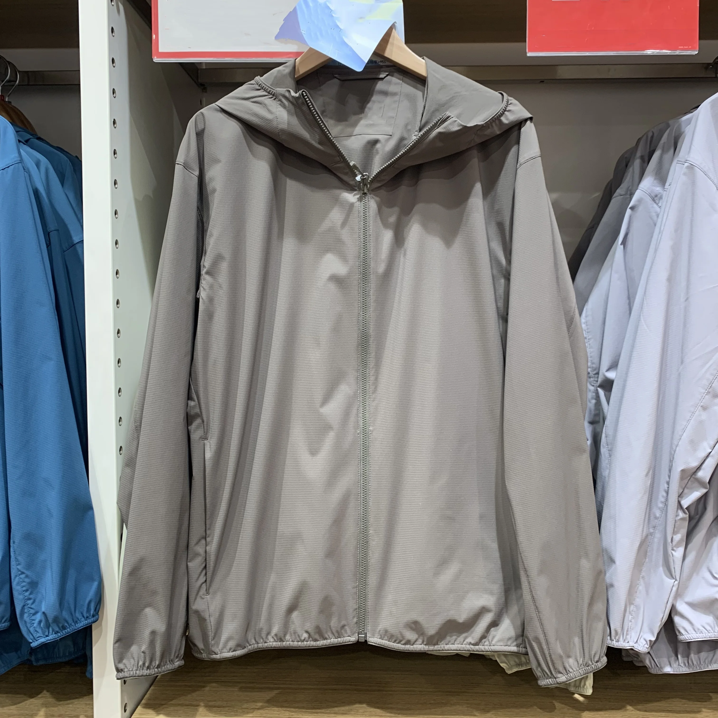 

UV Protection Hooded Jacket Couple Style Sunscreen Clothing Long Sleeve Zipper Closure Pure Color Cool Wind Loose Fit Men's J...