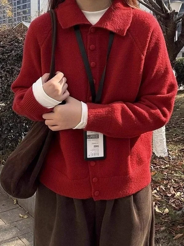 

Очень большой свитер унисекс (до 136 кг) в новогоднем стиле, красный, с одной пуговицей, свободного кроя, вязаный, новый стиль, весна-осень