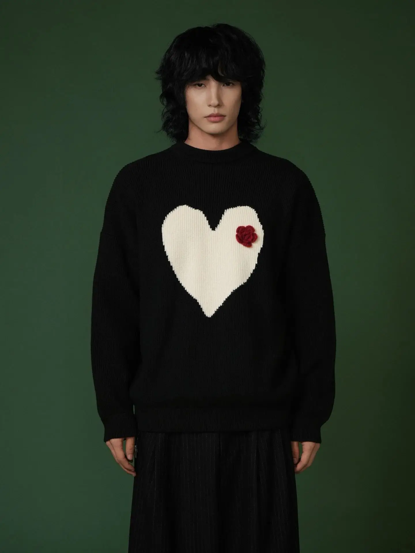 

Fall/Winter Round-neck Flower Embroidered Pullover Knitted Sweater for Men - Couple Style - Loose Inner Layer Base Top