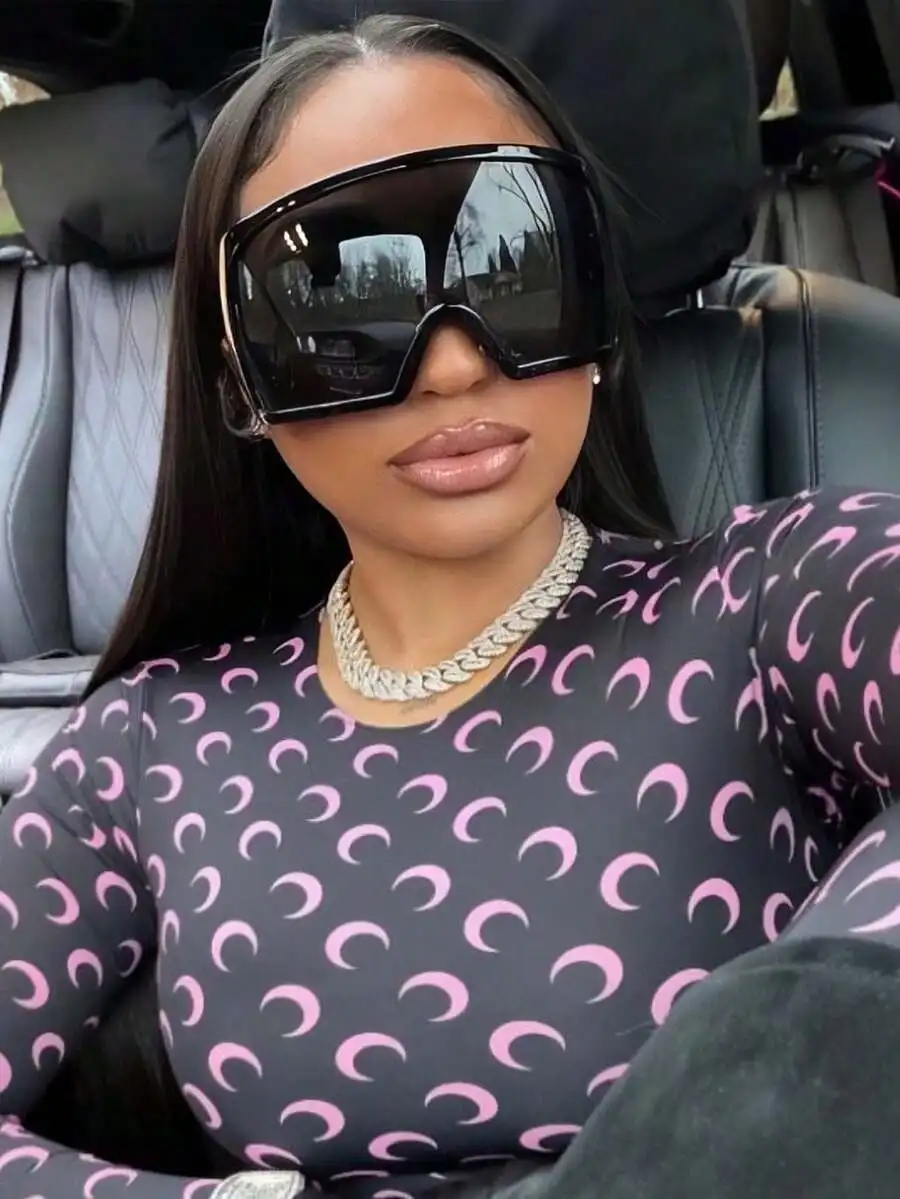

1 Pair Oversized Futuristic Style Fashion Fashion Glasses, Women's Stylish Glasses, Cool European & American College Vibe, Essential Back To School, Wraparound Frame