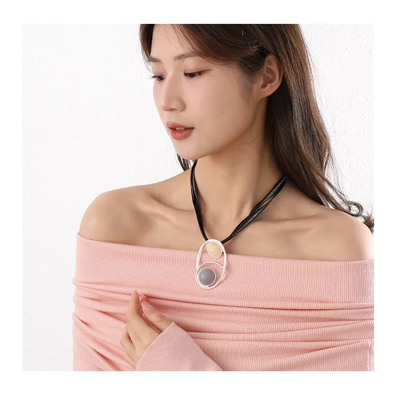 

New Special Necklace Geometric Hollow Simple Style Fashionable Versatile Metal Necklace