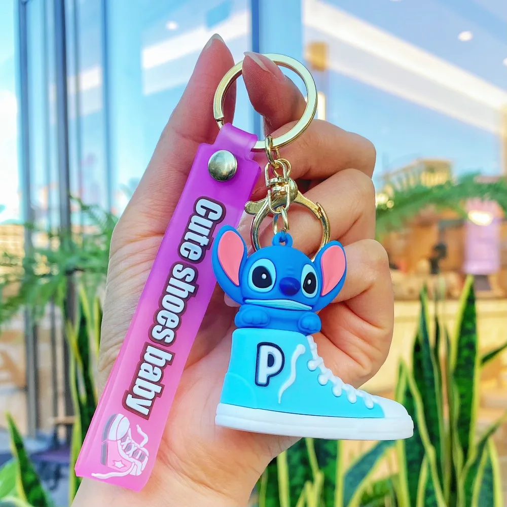 Рисунок 6 - Креативные парусиновые брелки для обуви Sanrio
