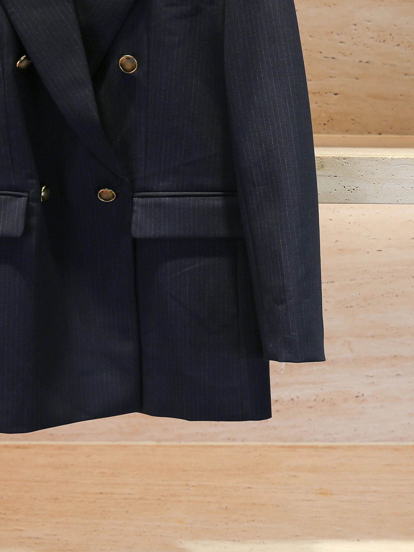 Ele Women's Striped Suit Jaet Double Buttoned High-End Sle Casual Stand Fit Breathable Long Sve Faion Outerwear