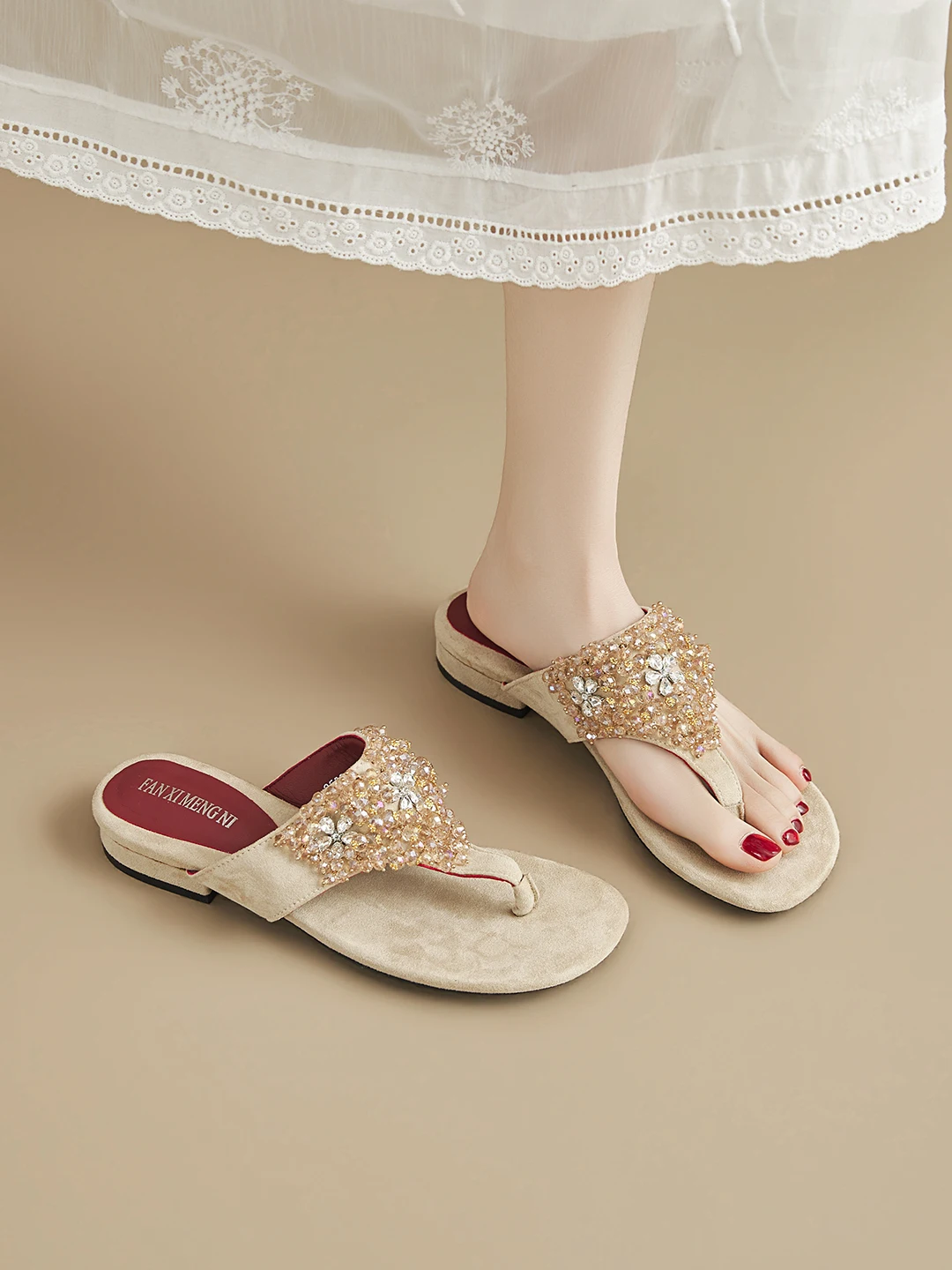 women's-summer-outdoor-wear-leather-diamond-clip-toe-slippers-thick-heel-comfortable-non-slip-beautiful-sandals-korean-style
