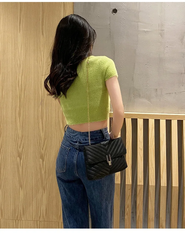 Women\'s bag 2023 new fashion casual V-pattern rhombic embroidery chain messenger small square bag one-shoulder mobile phone bag