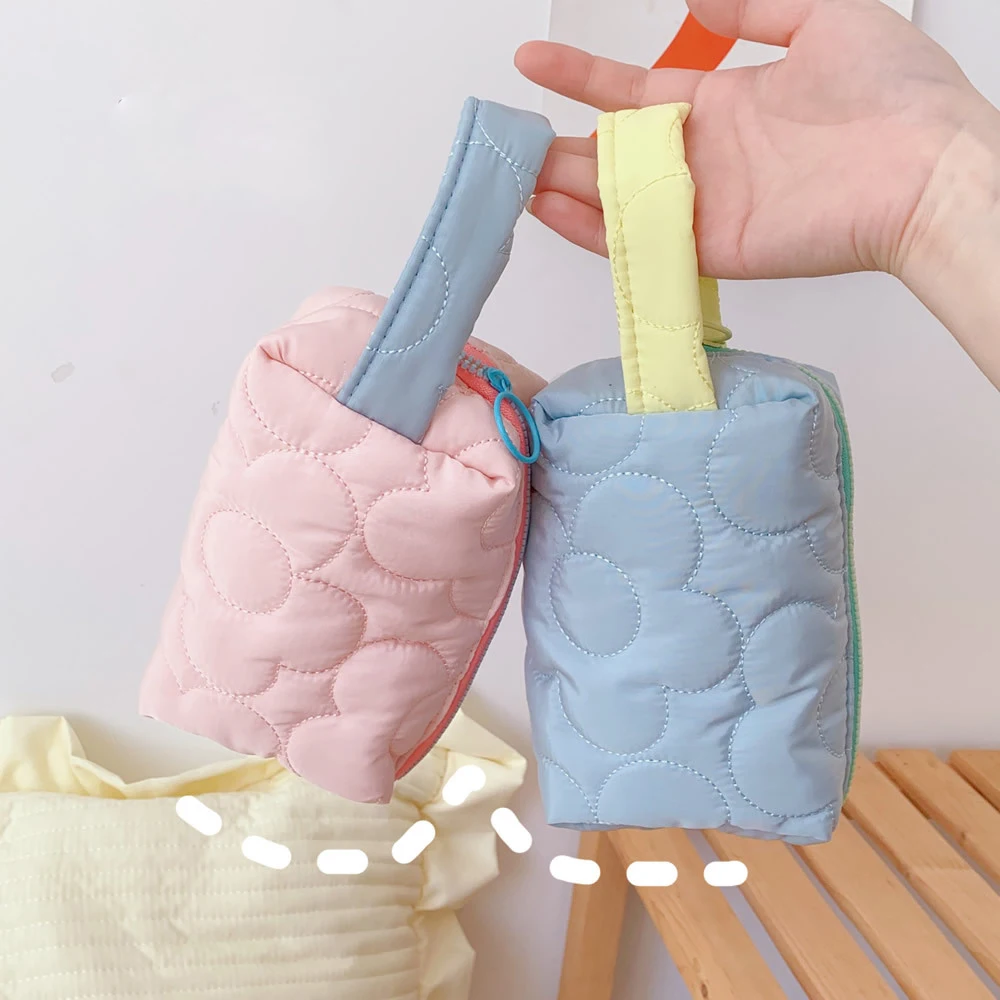 Nuova borsa da toilette per trucco in tessuto Ins per donna organizzatore cosmetico per caramelle custodia per trucco da polso carina astuccio