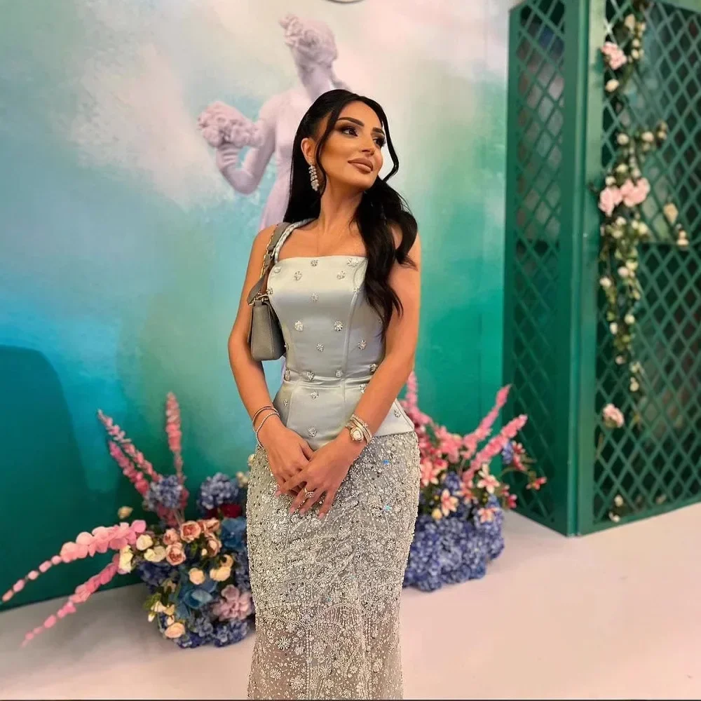 カスタマイズされた高級レースマーメイドアップリケ真珠ビーズクリスタルイブニングドレス絶妙なノースリーブストラップレスセレブドレス