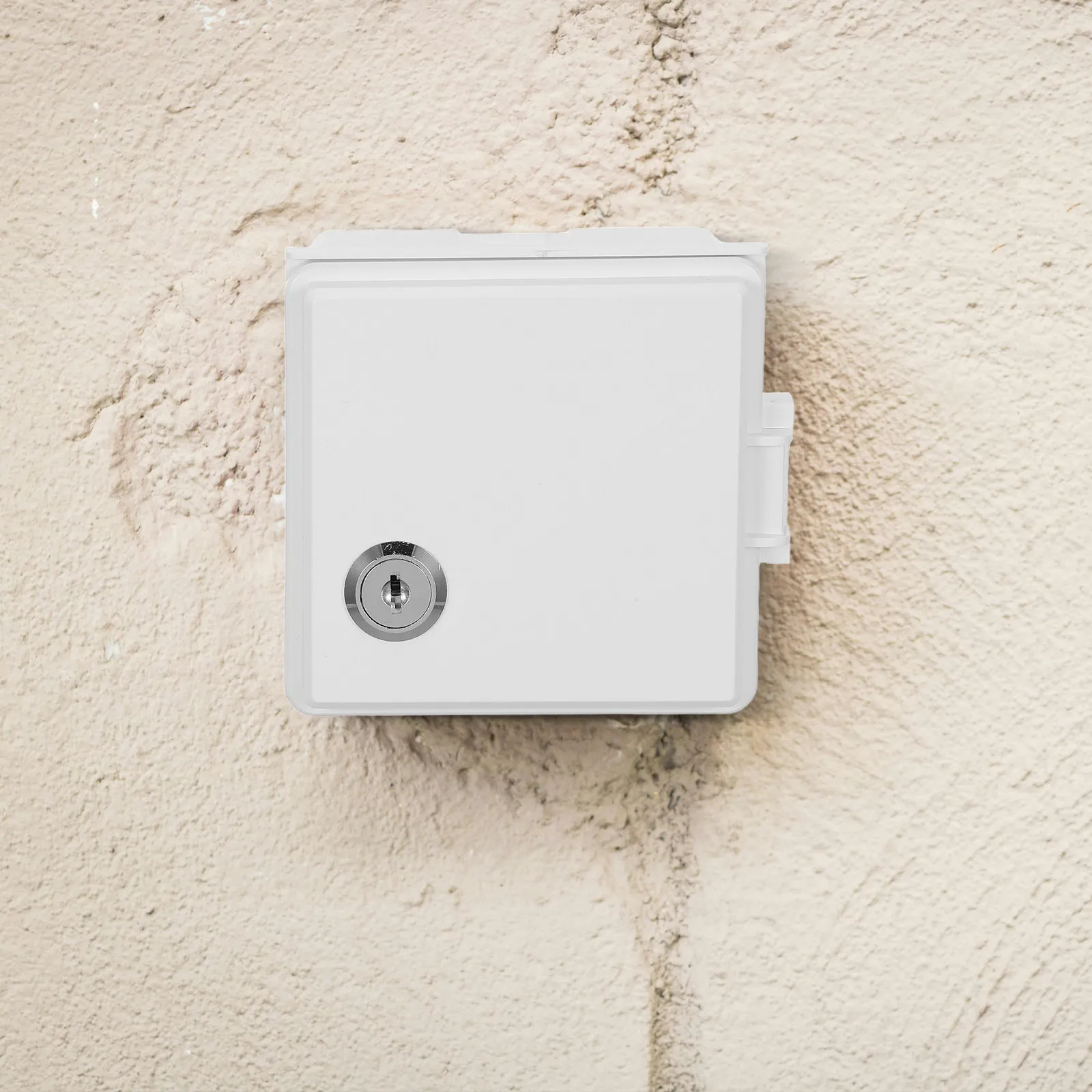 Waterproof Outlet Box Cover With Lock Key Outdoor Outlet Protector Socket Cover Waterproof Electrical With Lock Receptacle Case