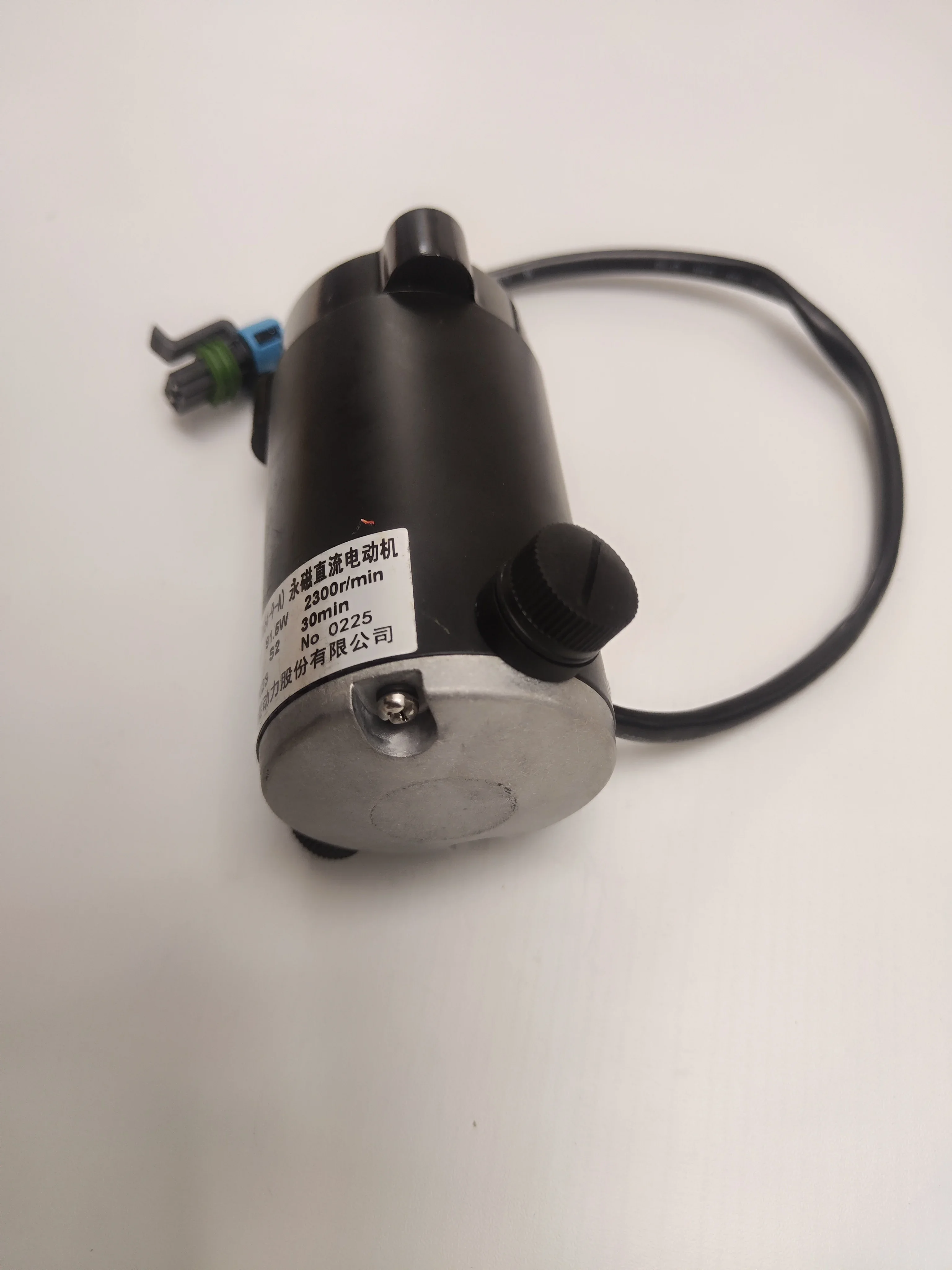 แรงดันไฟฟ้า 24v มอเตอร์พัดลมคอนเดนเซอร์ มอเตอร์พัดลมสำหรับมอเตอร์พัดลมขนาดเล็กคอนเดนเซอร์