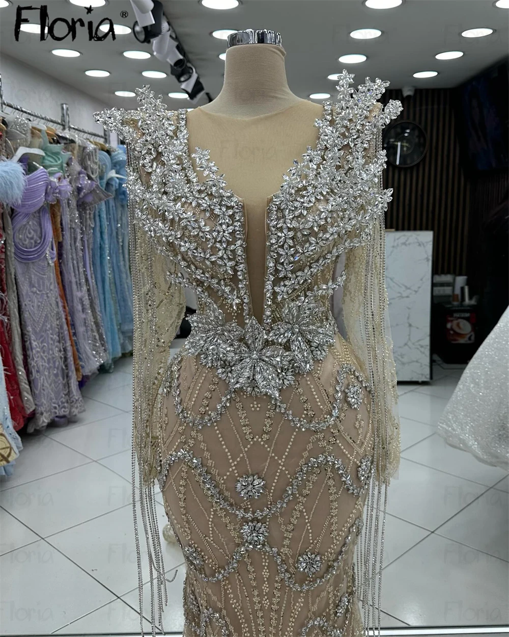 Vestido de noche de manga larga con cuello en V profundo para mujer, vestido liso elegante para fiesta y discoteca, vestidos de recepción para invitados de boda de Dubái personalizados 2025