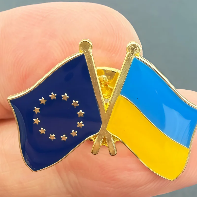 EU & Ukraine Flag Metal Soft Enamel Lapel Badge Pins Brooches
