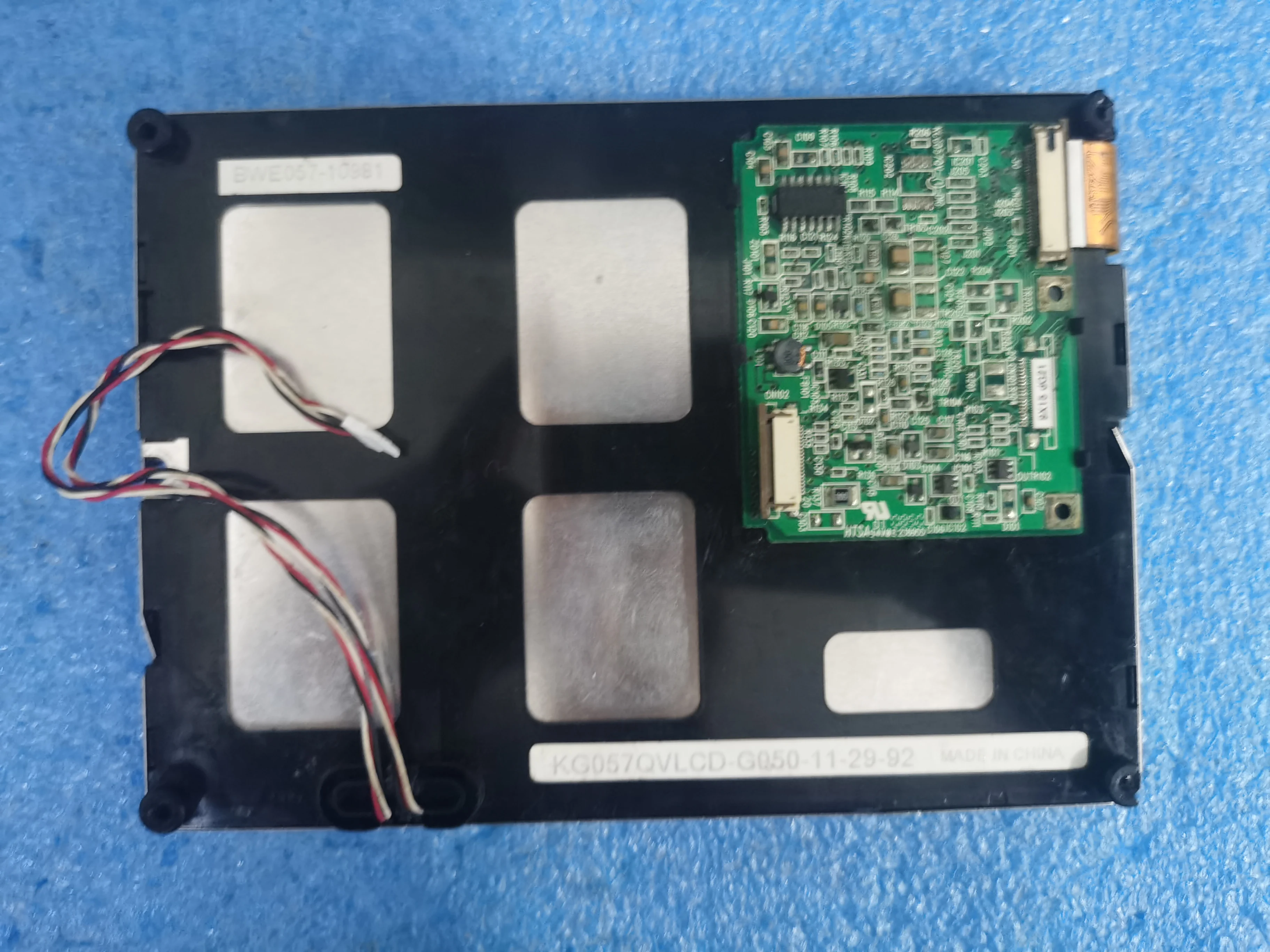 

Оригинальный промышленный ЖК-экран LED 5,7 дюйма KG057QVLCD-G050, протестированный, в наличии KG057QVLCD-G030 KG057QVLCD-G000 KG057QVLCC-G310