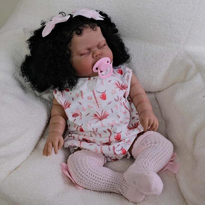 24 pollici Reborn bambino bambola cornotta in pelle marrone scuro con capelli neri principessa realistica bambole realistiche Bebes Reborns