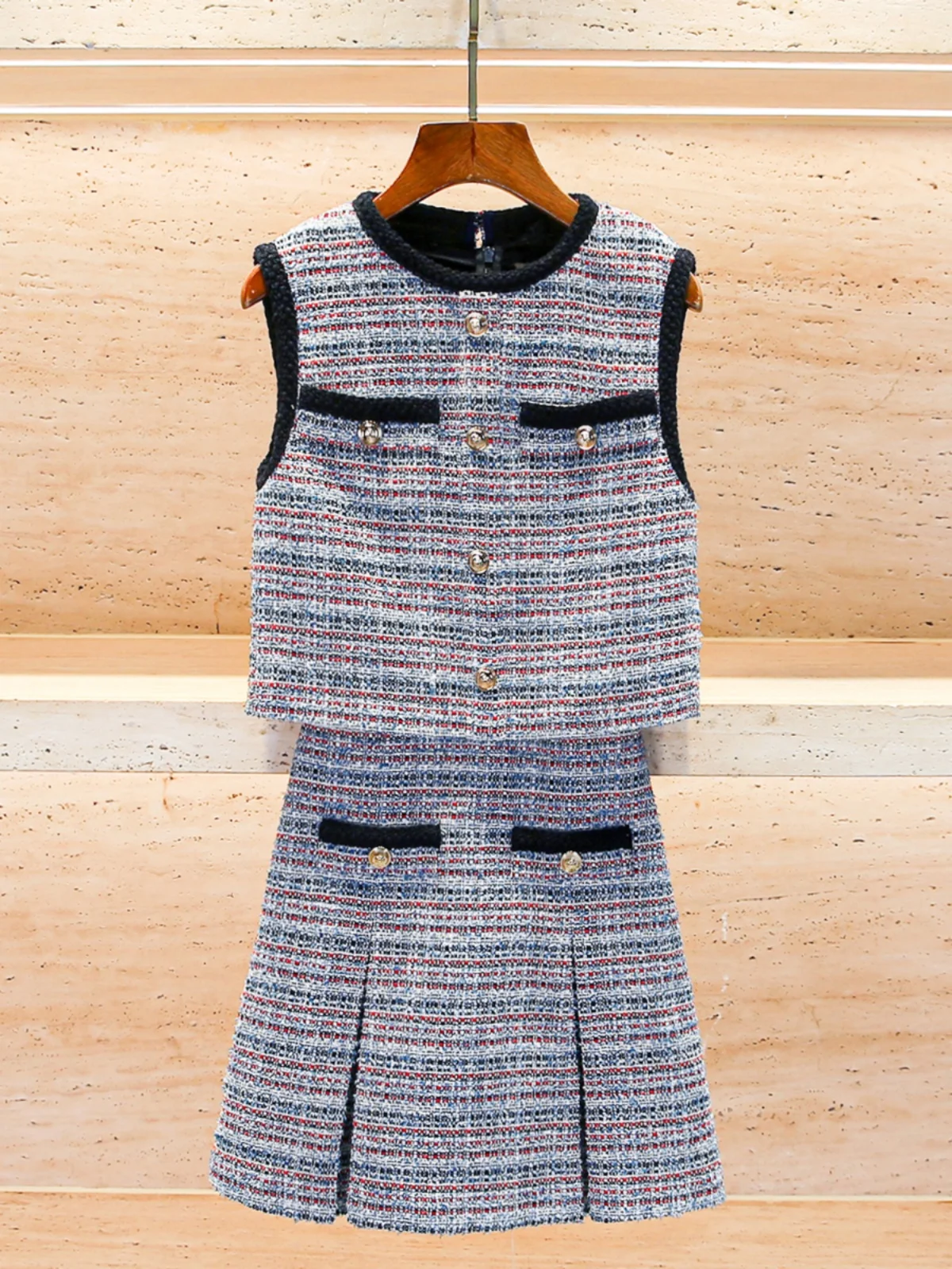 

M Home Nan You High End Women's Faion Set with Tweed Vest And Dr Small Fraance Sle Spring 2025 Polyester Fiber round...