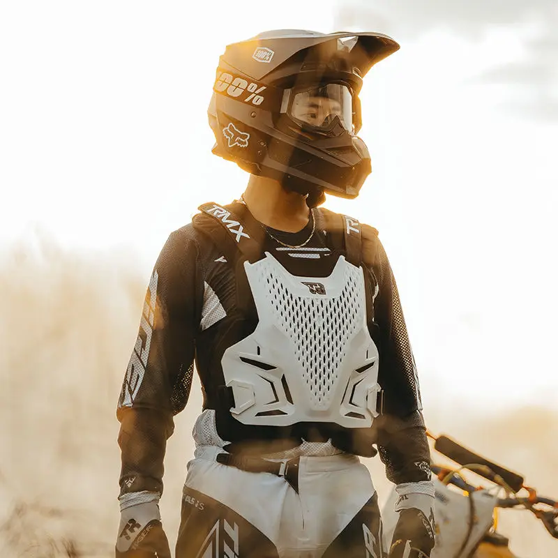 

TR Tiger brand off-road motorcycle riding armor rider forest road equipment shoulder and chest protection