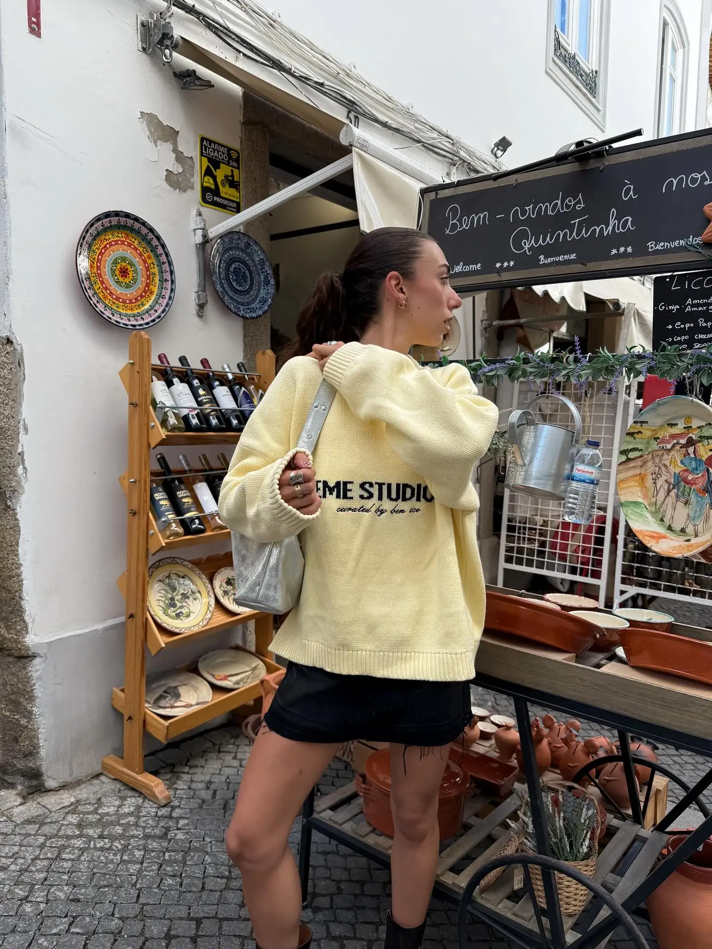 Damski żółty sweter z długim rękawem, okrągłym dekoltem, oversize, ciepły, zimowy, dzianinowy, plisowany, luźny pulower, na co dzień, do noszenia na co dzień, dojazdy do pracy.